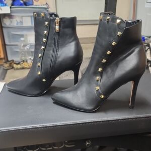 Nichole Miller Heels